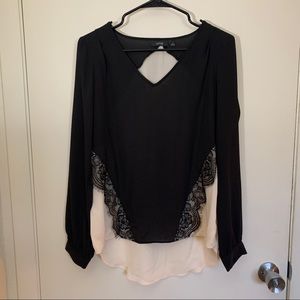 Black & Cream Long Sleeve Blouse. Women’s Size S.